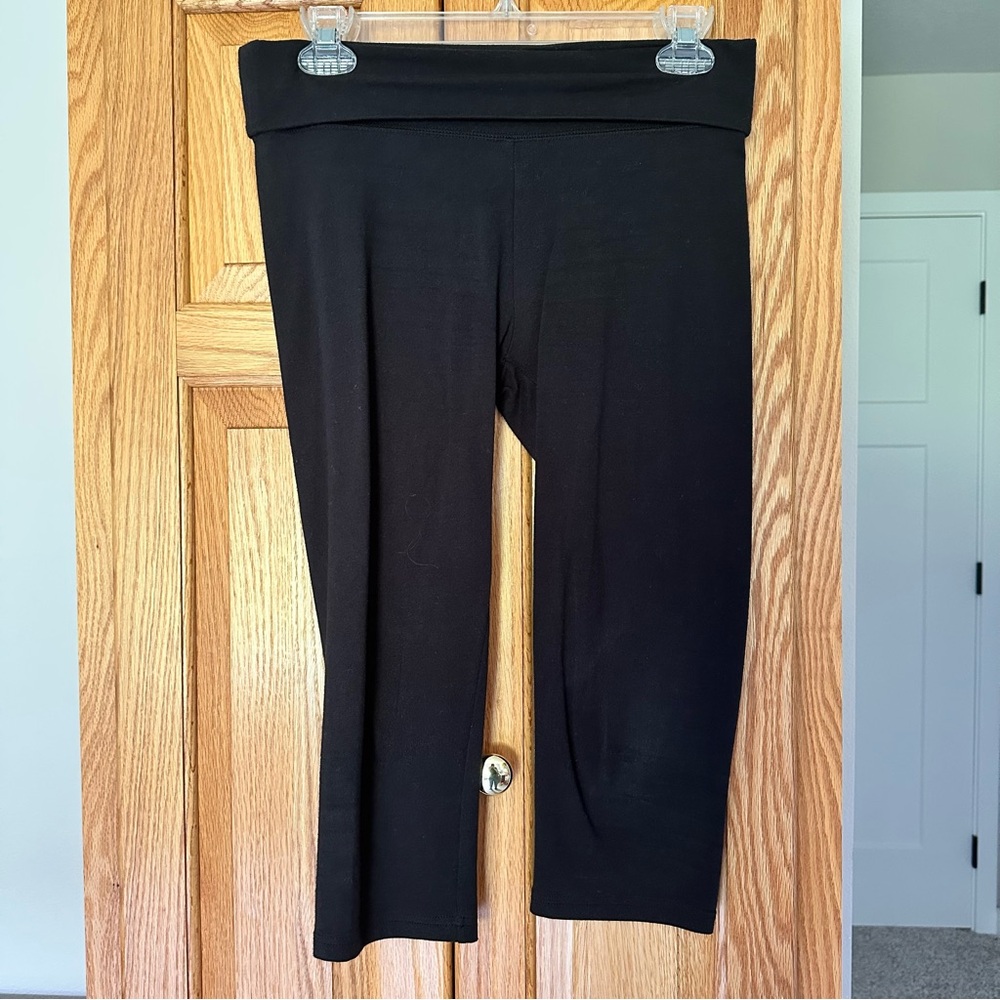 So Yoga Black Leggings junior M 93% cotton 7% spandex
